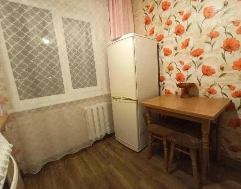 Продам в отличном месте 1к кв на Новых Домах. Стадионный про