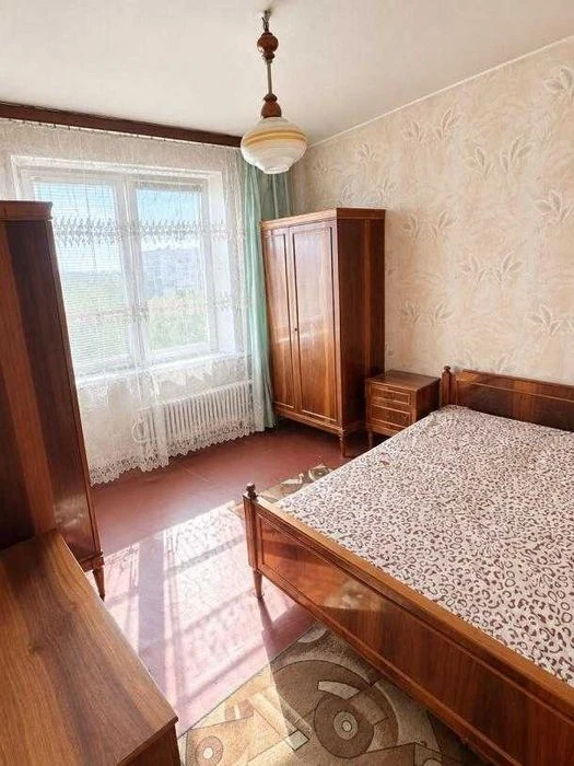 Продам 2 к.кв. Салтовка Медкомплекс.