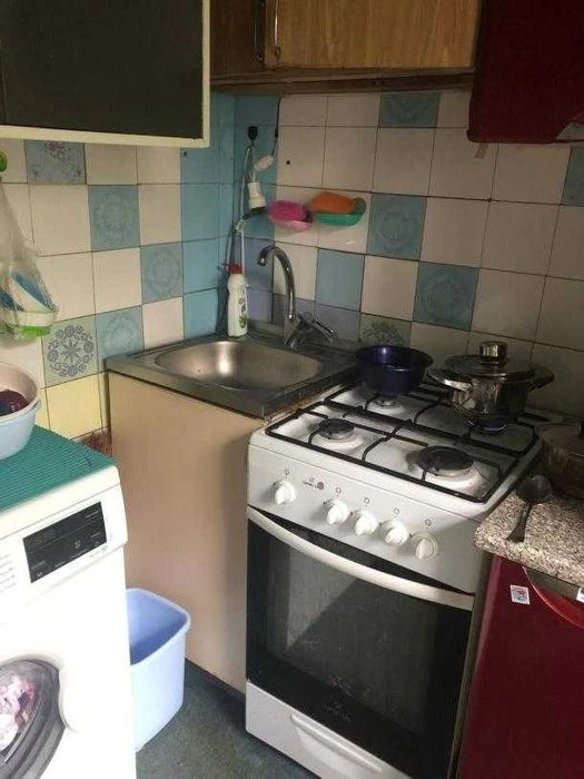 Продам 2к.кв. Салтовка 607 м/р, Героев Труда.