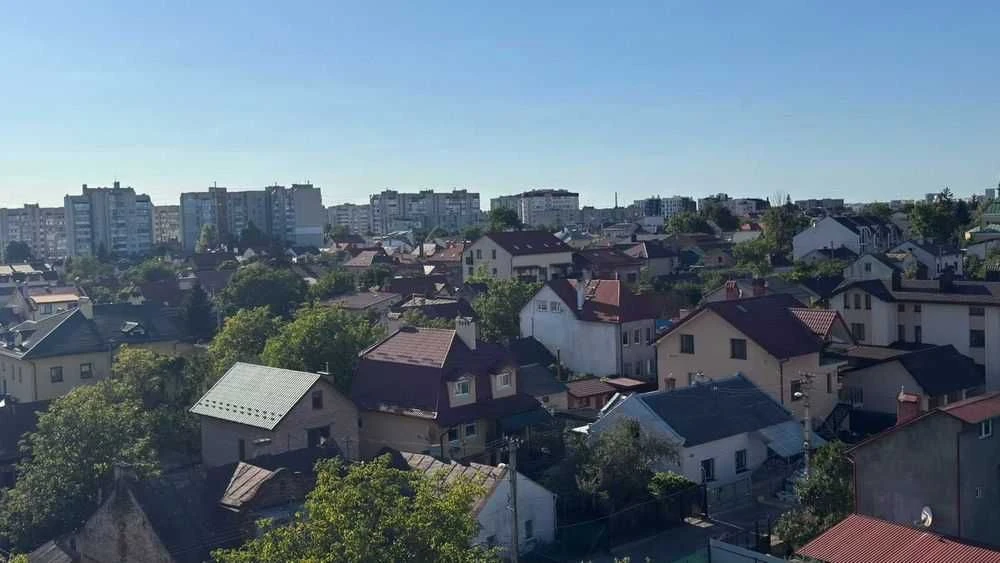 Продам квартиру новобудова вул.Широка