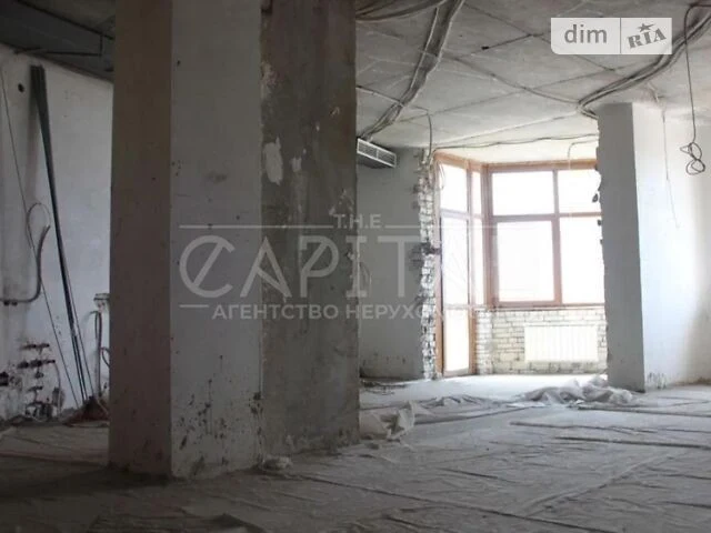 Sale of 4-room apartment 120 sq. m. on Bogdana Khmelnytskyi St. 5