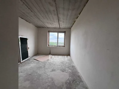 2к квартира 67 м² у тихому престижному районі — тристороння