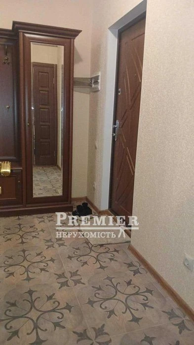 Квартира з свіжим ремонтом повністю готова до заселення Саха