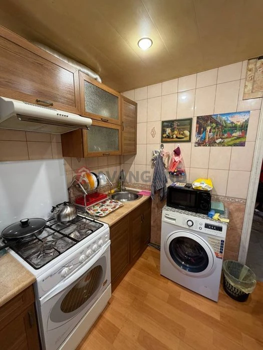 Продаж 1к. квартири. Полякова . 2 шевченківський. 2 поверх