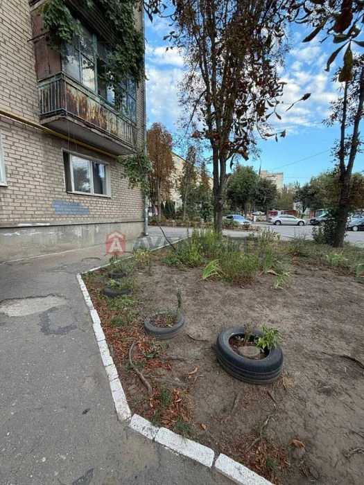 Продаж 1к. квартири. Полякова . 2 шевченківський. 2 поверх