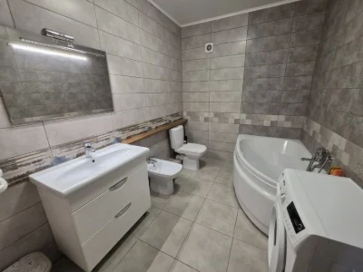 Продається стильна дворівнева 3-кімнатна квартира з якісним