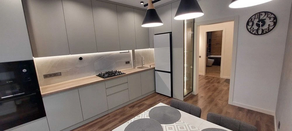 Продаж сучасної 2-кімнатної квартири в ЖК «Липки» — поруч із