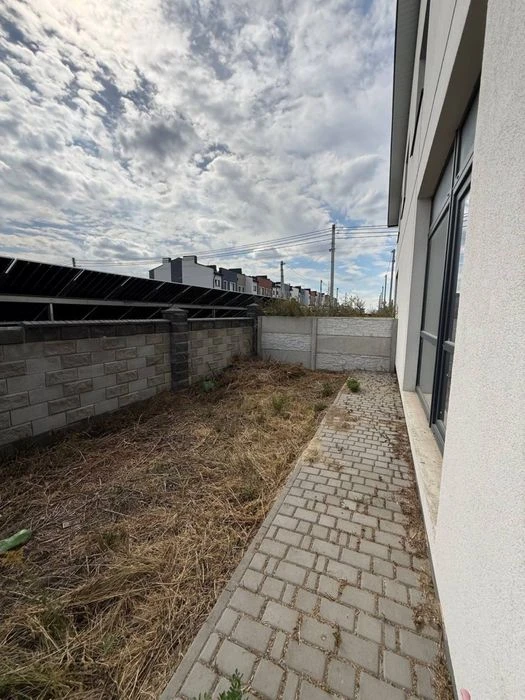 Продам сучасний 4-кімнатний котедж у ЖМ «Щасливе» | Чорновий