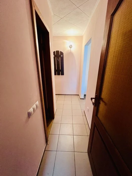 Продаж 3к квартири під житло або бізнес