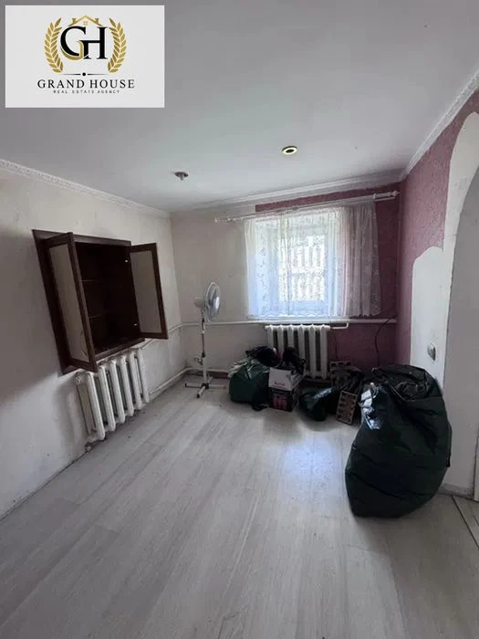 Продам частину будинку з власним двором на Катранівці