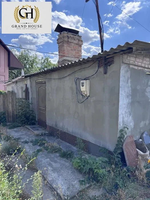 Продам частину будинку з власним двором на Катранівці