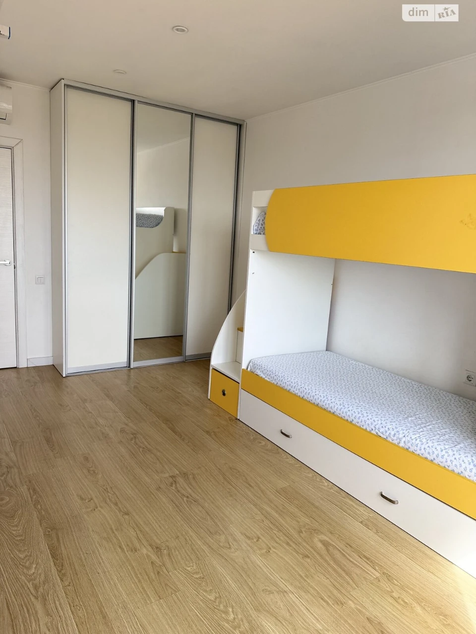Продаж Квартира Кульпарків