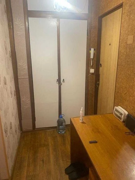 Продам 1-комнатную квартиру возле метро Алексеевская — 23 00