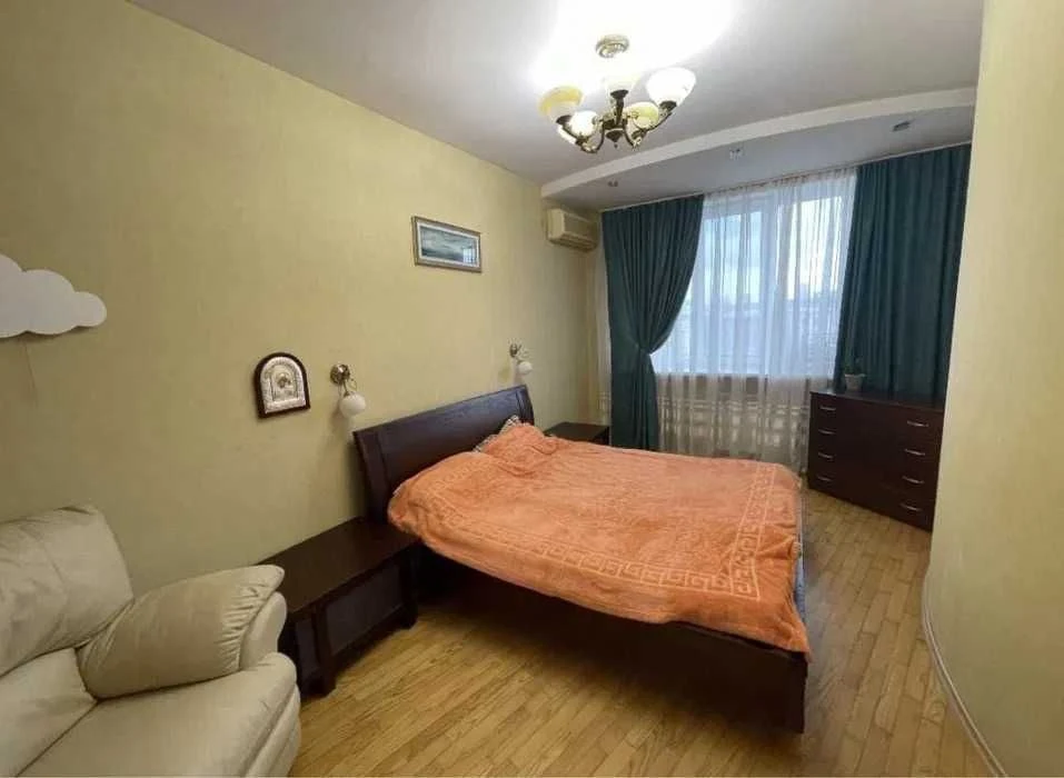 УНІКАЛЬНА КВАРТИРА! БУДИНОК ЗІ ШПИЛЕМ 2к квартира Центр міст