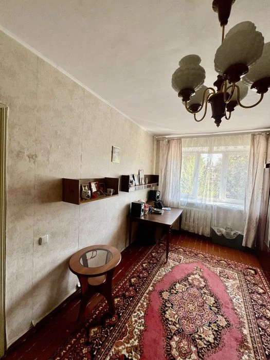 Продаж 1-кімн. квартири  в Дніровському районі , 2/5
