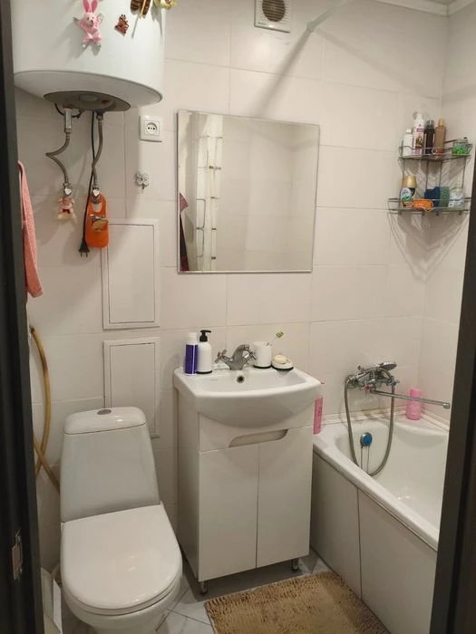 Продам квартиру на Космосі, власниця
