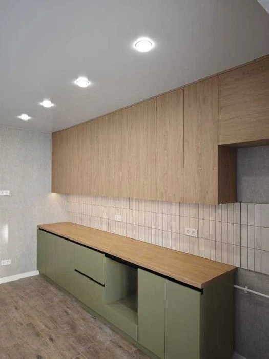 42164 ПЕРШЕ ЗАСЕЛЕННЯ  Продаж 2 - кімнатної квартири  на  Оз