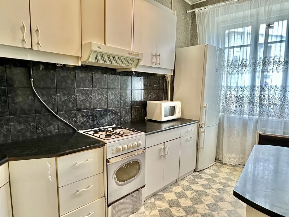Продаж 3 кім квартири 81 м2 Центр Бульвар Шевченка