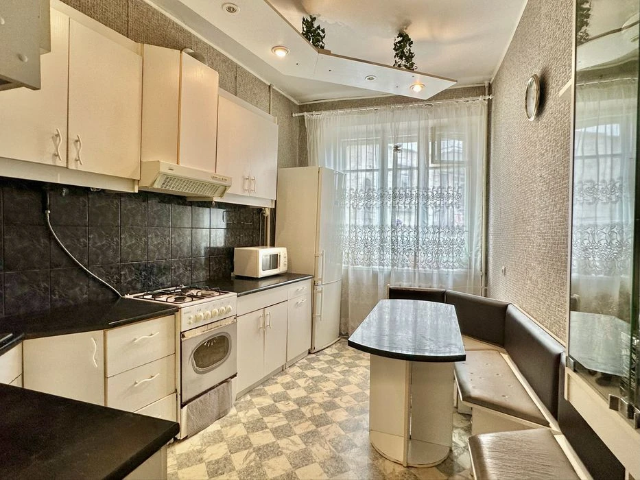 Продаж 3 кім квартири 81 м2 Центр Бульвар Шевченка