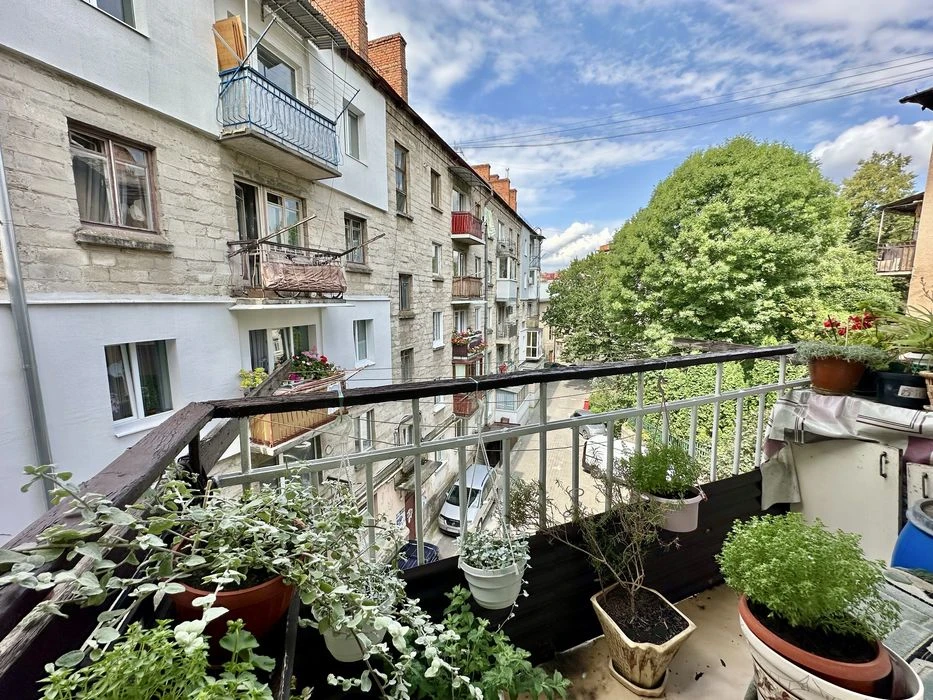 Продаж 3 кім квартири 81 м2 Центр Бульвар Шевченка