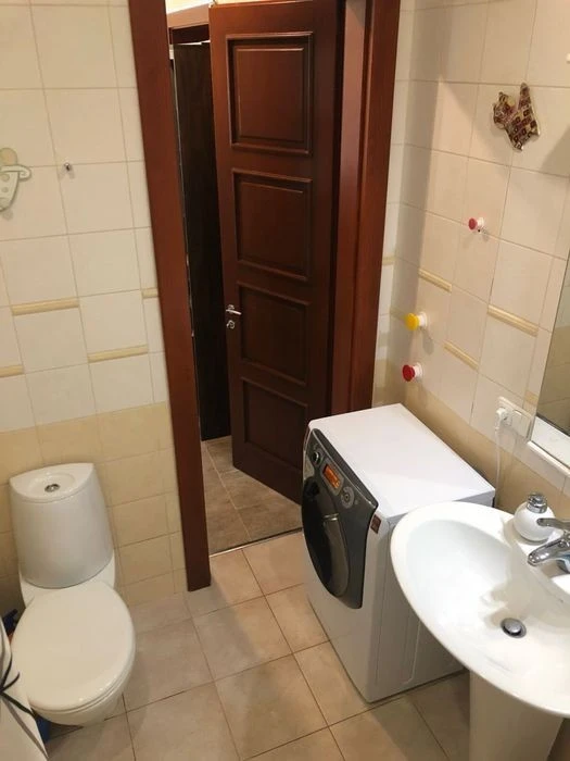 Без комісіі, продаж квартири вул. Дарвіна 1, Печерський р-н