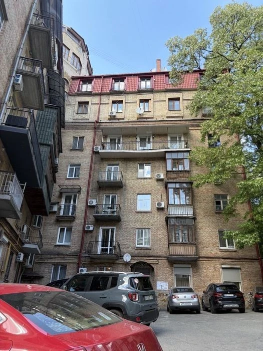 Без комісіі, продаж квартири вул. Дарвіна 1, Печерський р-н