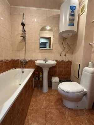 Продам 2к квартиру Левобережный Караван Крушельницкой