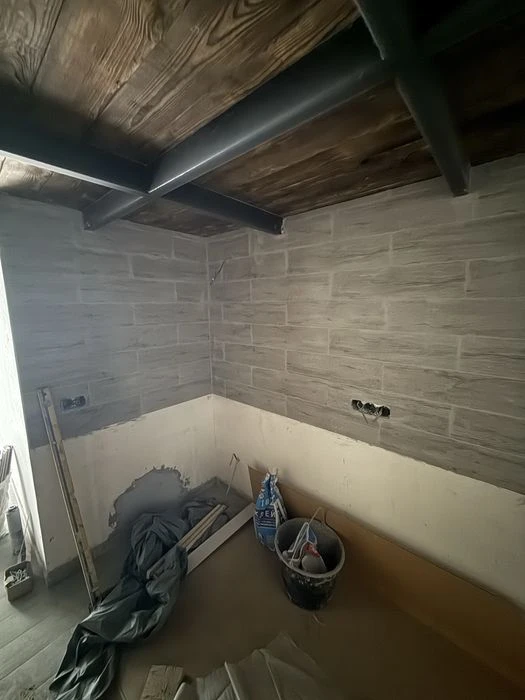 Продам квартиру 40м2 с частичным ремонтом