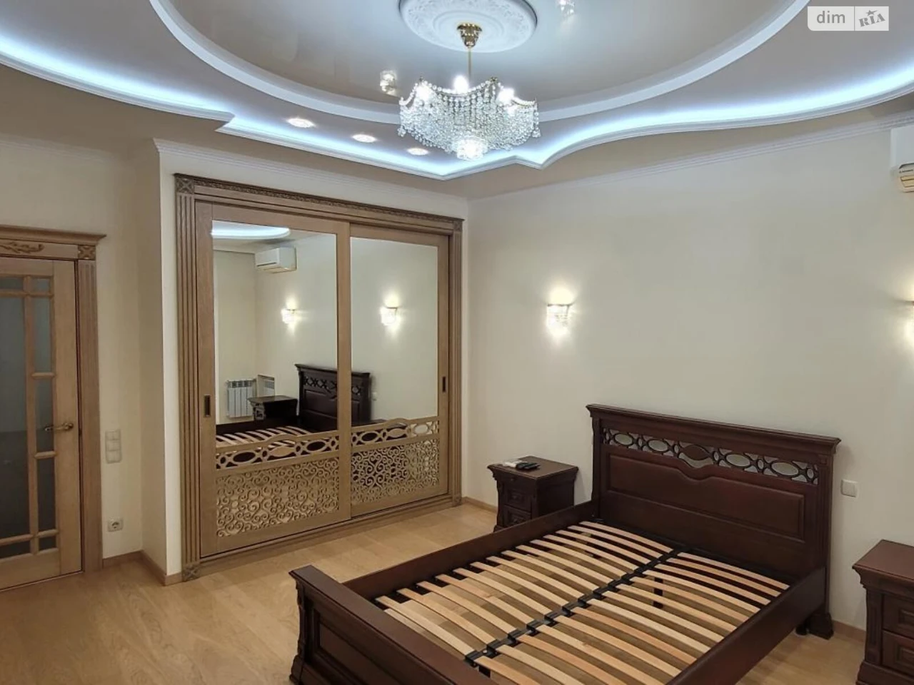 Продаж Квартира Дніпровський (Ленінський)