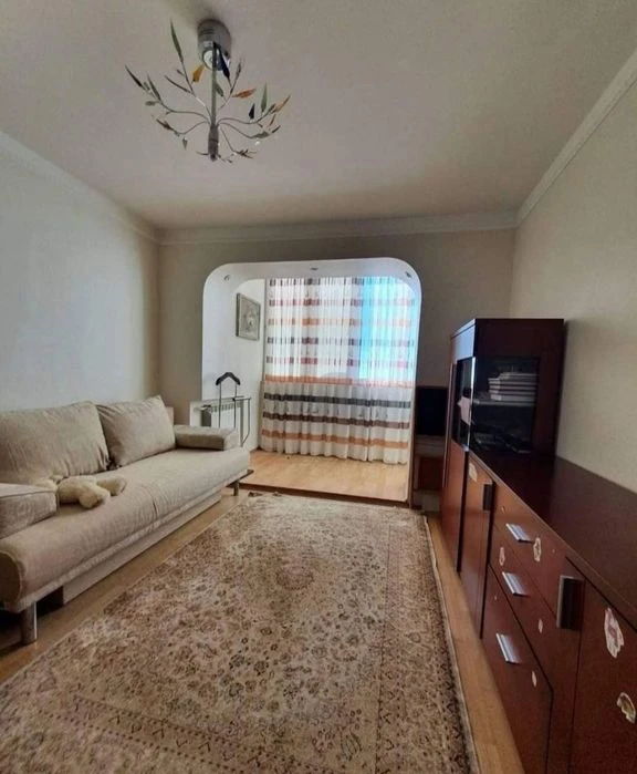Продаж 4 кім. великогабаритної квартири  33 квартал