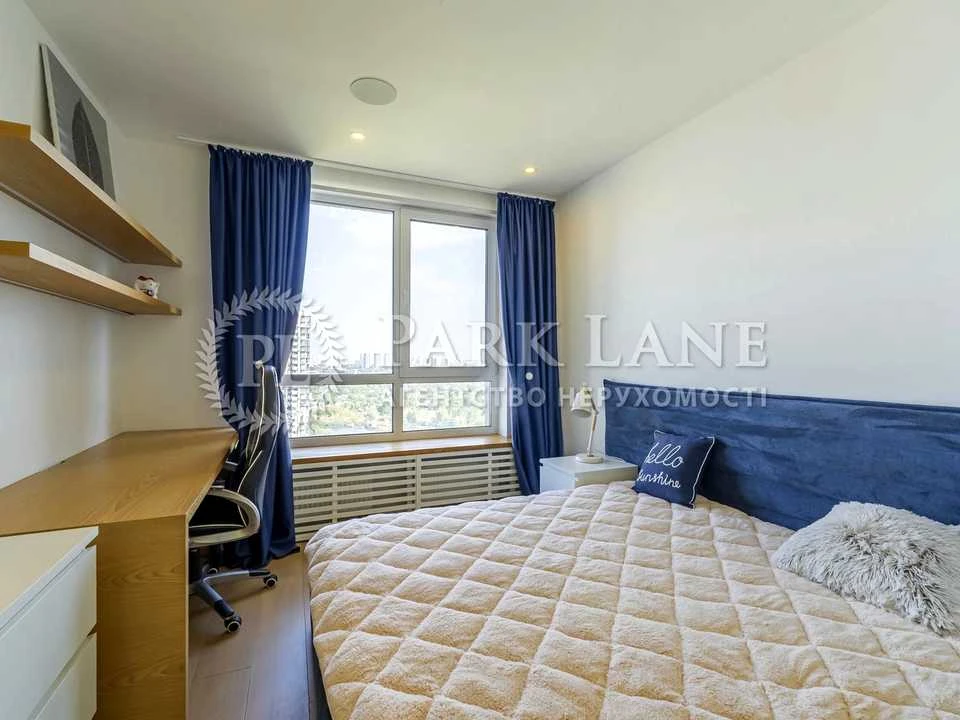 Квартира. Київ, Зарічна вул.