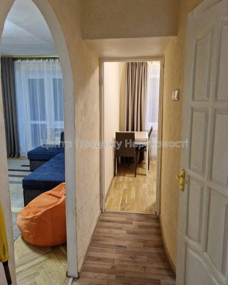 Продаж 2-кімн. квартири, 3/6 пов, 45 м², Київ – затишок та к