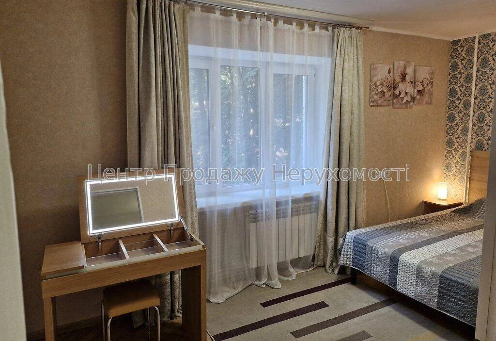 Продаж 2-кімн. квартири, 3/6 пов, 45 м², Київ – затишок та к