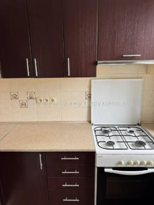 Продаж 1-кімн. квартири, 31 м², 1/5 пов, Київ. Відмінна проп