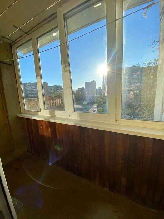 1-room apartment for sale on Roman Shukhevych Avenue. Ky