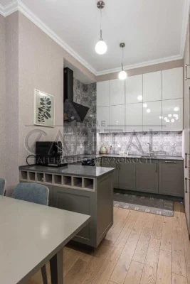 Продажа 3к квартиры(88м2)ул.Василия Тютюнника ЖК Французский