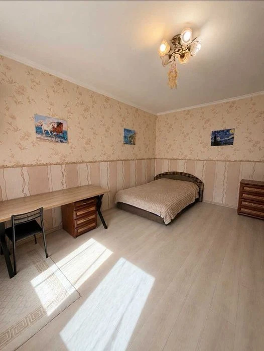 Трикімнатна квартира, 97 кв.м., Позняки, Осокорки, Бажана, К