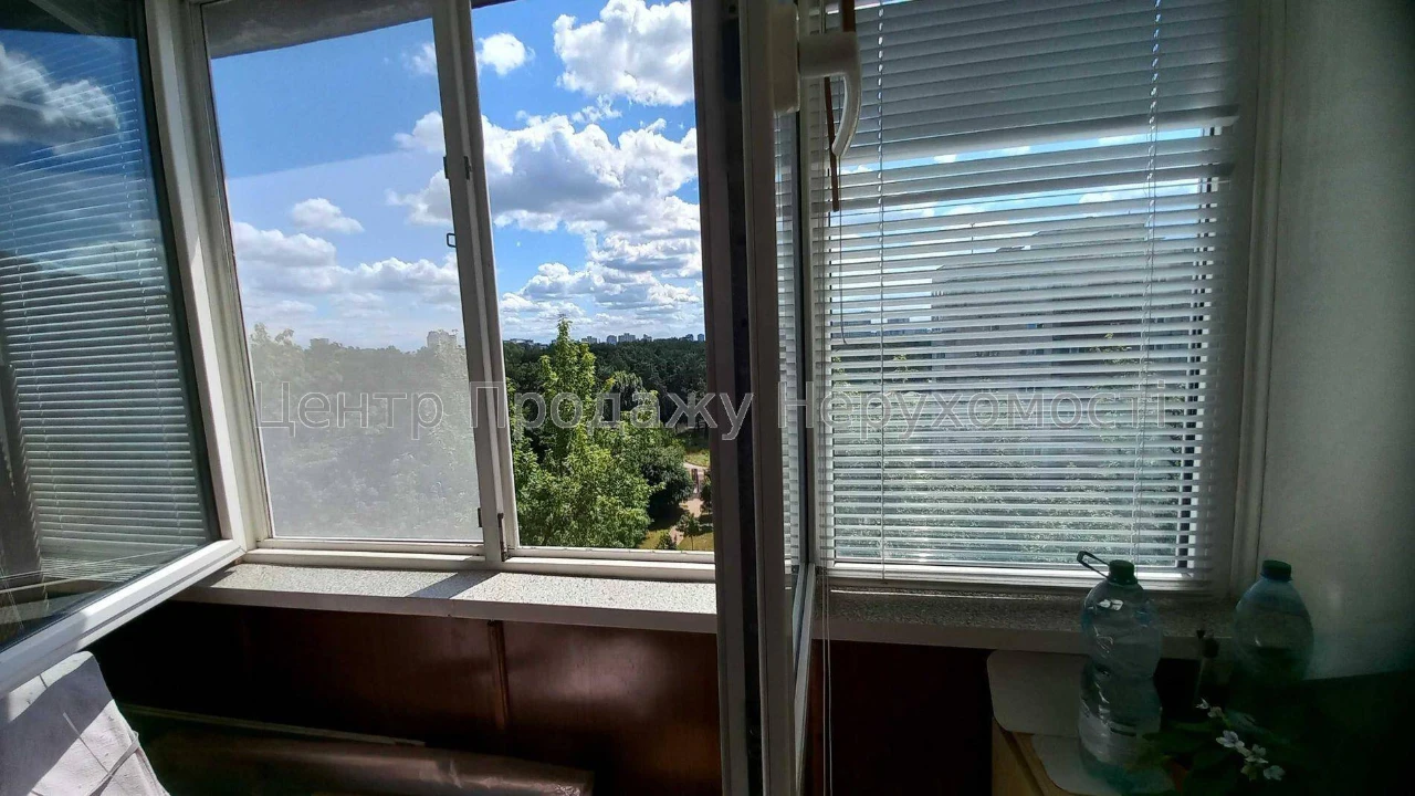 Продаж 2-кімн. квартири, 8/9 поверх, 48 м², Київ. Відмінне р