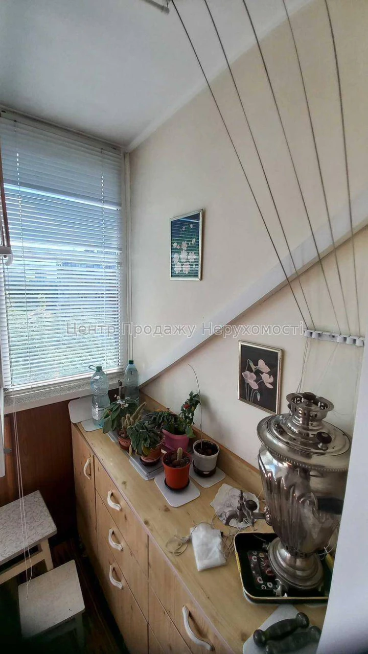 Продаж 2-кімн. квартири, 8/9 поверх, 48 м², Київ. Відмінне р