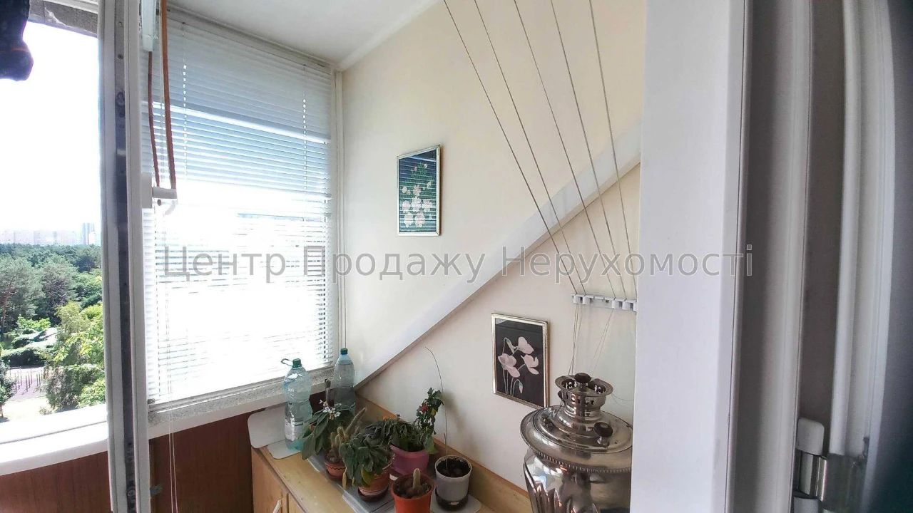 Продаж 2-кімн. квартири, 8/9 поверх, 48 м², Київ. Відмінне р