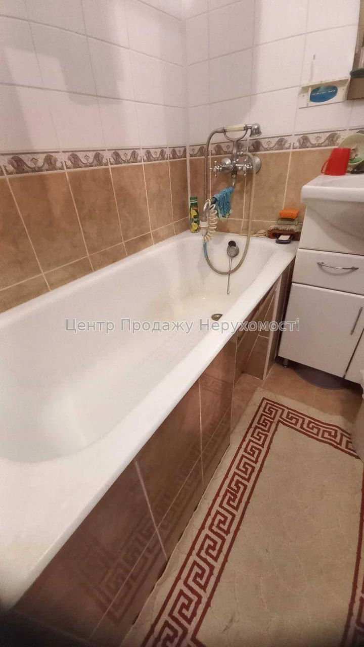 Продаж 2-кімн. квартири, 8/9 поверх, 48 м², Київ. Відмінне р