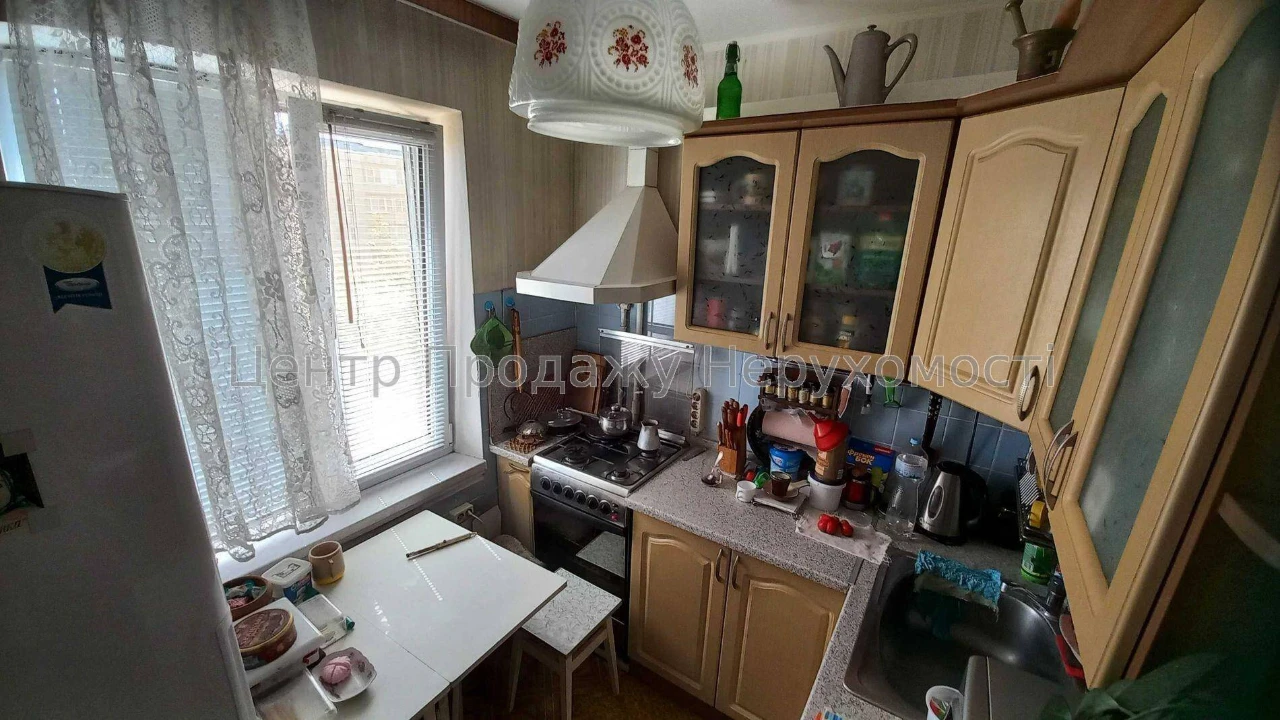 Продаж 2-кімн. квартири, 8/9 поверх, 48 м², Київ. Відмінне р
