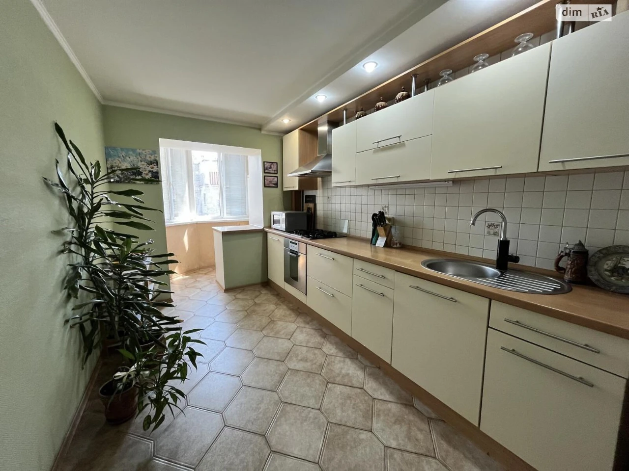 Продажа квартир Александровский (Жовтневый).