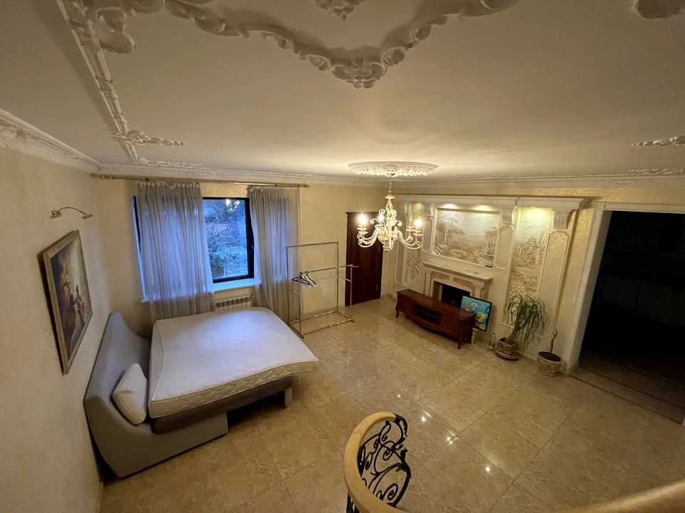 Будинок. Київ, Бориславська вул.
