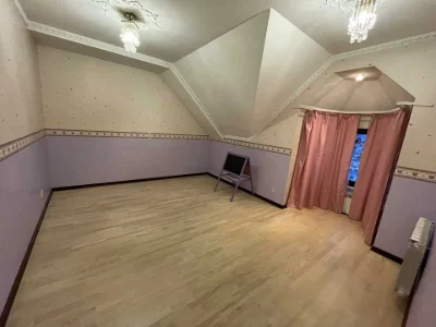 Будинок. Київ, Бориславська вул.