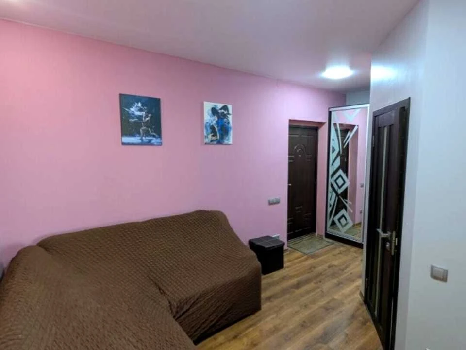 Apartment. Kharkiv, Peremohy Avenue.