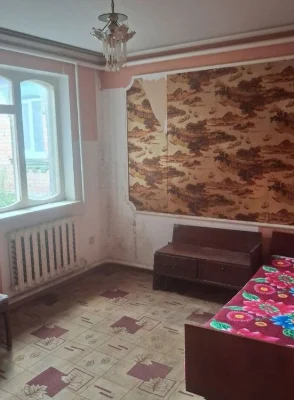Продаж частини будинку
