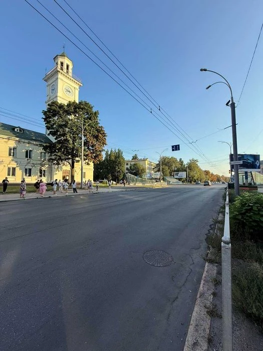 2к квартира Центр міста поверх 4 велика квадратура