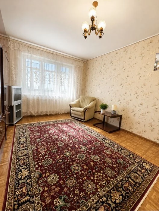 Продаж 1- кімнатноі на 4 поверсі