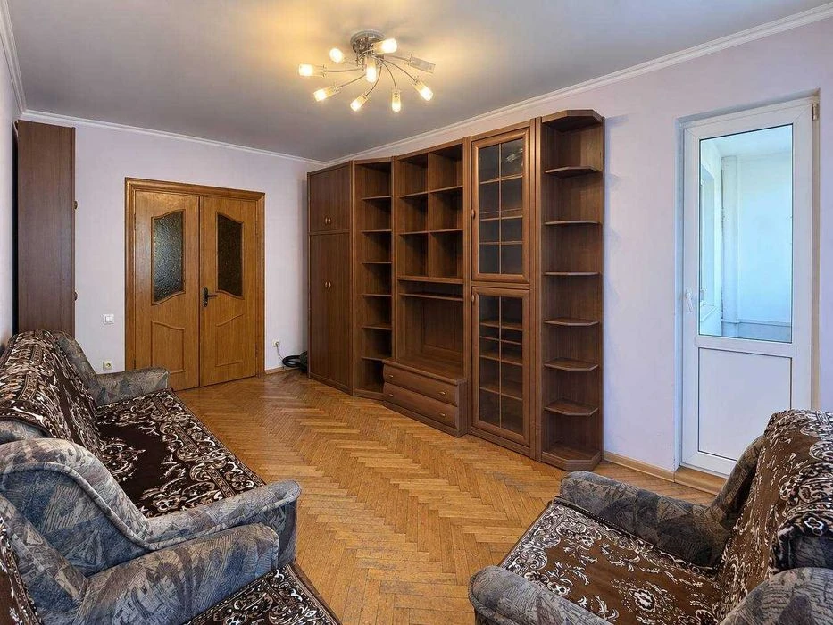 Продаж 3-кім квартири вул.Пулюя